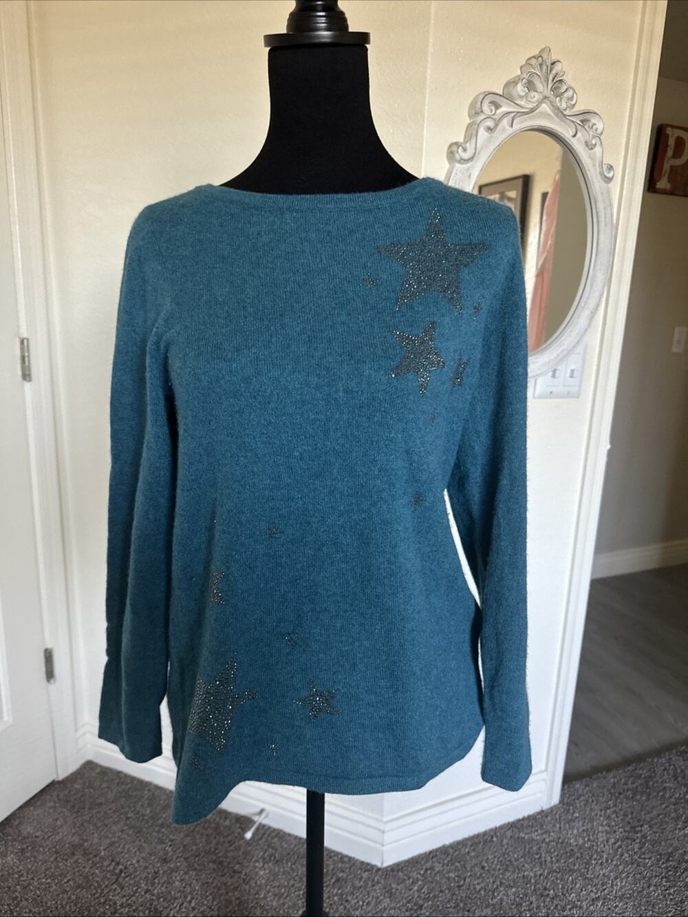 Charter Club Luxury 100% Cashmere Teal Sweater Beaded Star Accents Sz Med